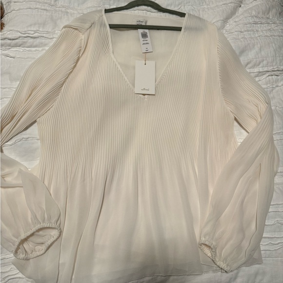 Aritzia: Wilfred NWT Blouse - Picture 1 of 3